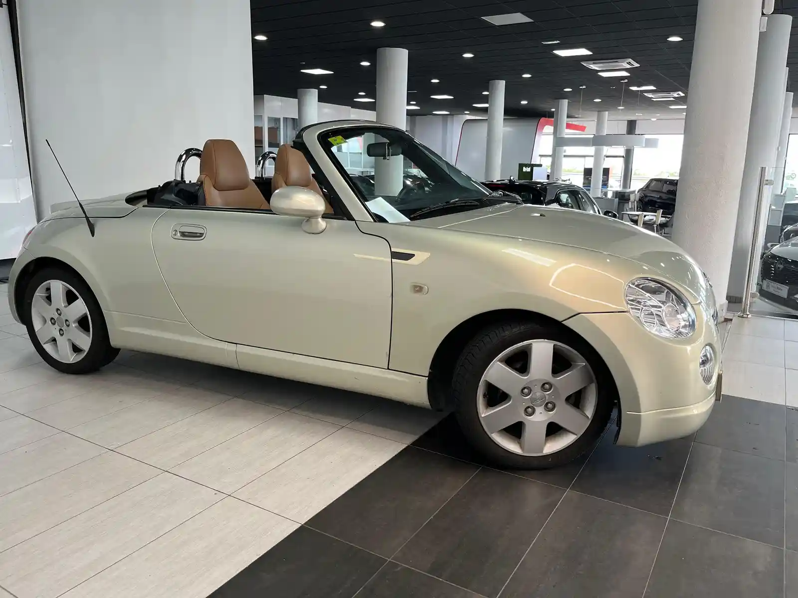 Daihatsu Copen - foto 5