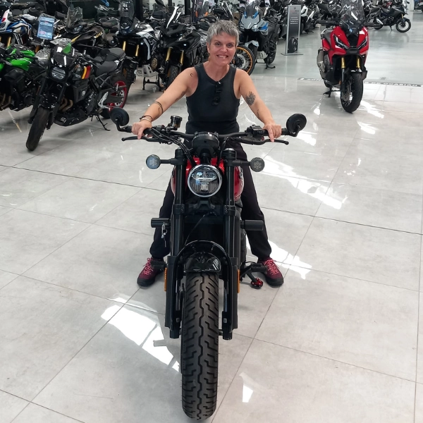 Entregas_Clientes_Farray_Motos_Digna