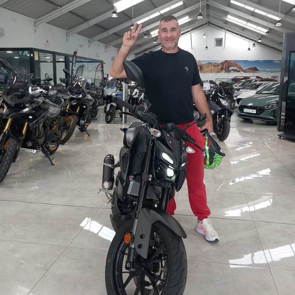 Entregas_Clientes_Farray_Motos_Ramón