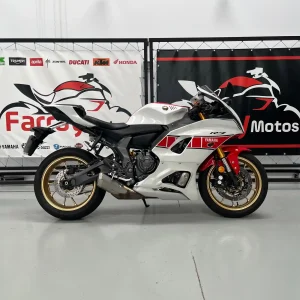 Yamaha YZF-R7 World GP 60th Anniversary