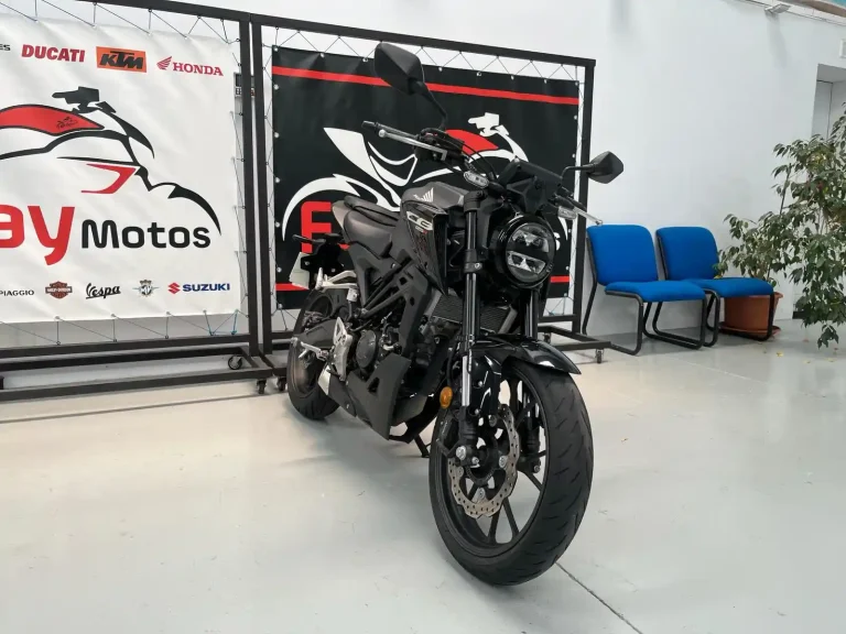 Honda CB125R