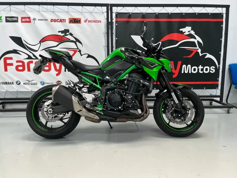 Kawasaki Z900