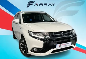 Mitsubishi Outlander PHEV Kaiteki 4WD