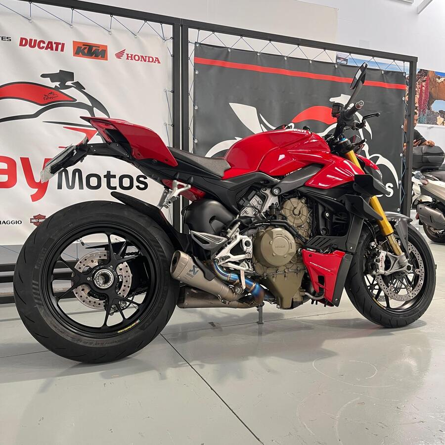 Ducati StreetFighter V4S