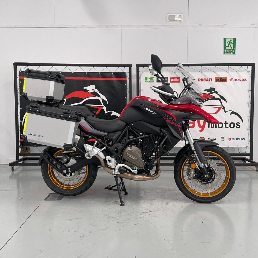 QJMotor SRT 700X